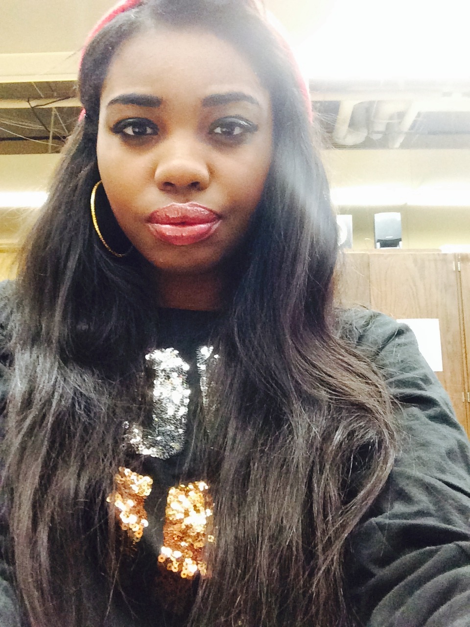 quitethefreak:i got a big ass head.and a crooked smile.and fucked up teeth.but today,