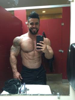 drwannabe:  Santiago Aragon
