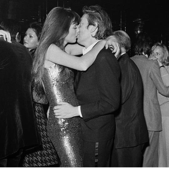 ludmilachaibemachado:Jane Birkin and Serge Gainsbourg photographed by Jean-Claude