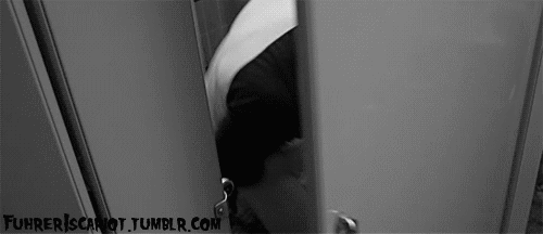 when im realy angry at my girlfriend makes me wanna take a massive shit i wanna shit out my intestin
