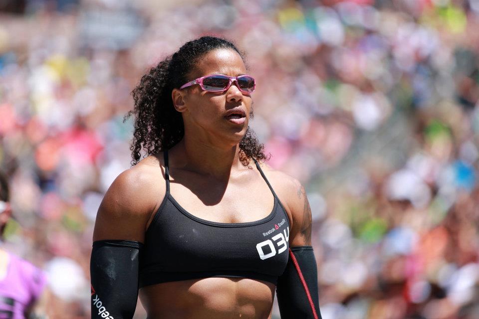 thefitrasta:  i wanna stop for a minute and give a huge shout out to Elisabeth Akinwale