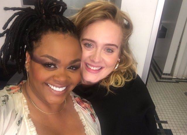 stereoculturesociety:  CultureDUOS Jill Scott &amp; Adele (backstage at Jill’s