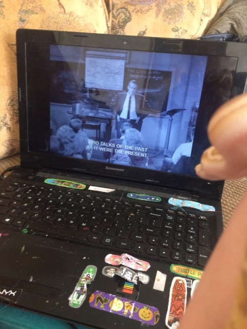 sneks-n-gecks:were watching the twilight zone
