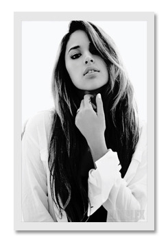 pattiegas:  Jasmine’s photoshoot for Complex 