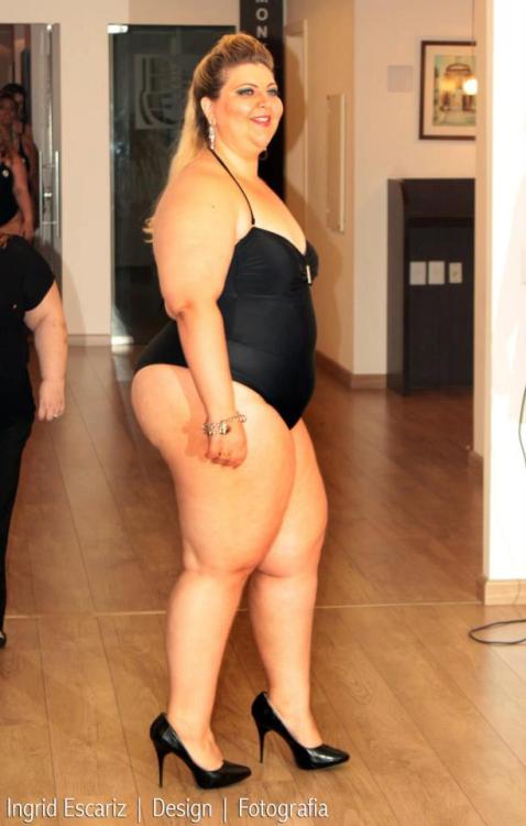 planetofthickbeautifulwomen:   Brazilian Plus Size Models @ I Concurso Garota Fique Linda Lingerie Plus Size Fashion Show 2012 