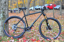 aces5050:  sanctumcycle: Rick Jones - 650C MTB! Hand-Tailored Custom Bicycle Frames. Made in Glen Cove, New York