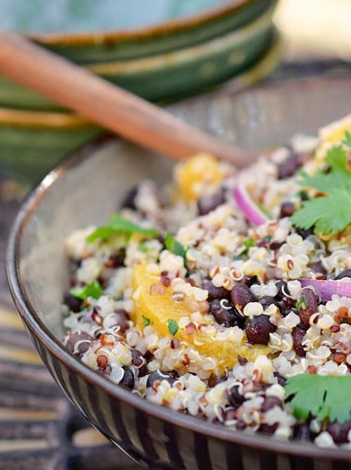 faithhealthlife:  Quinoa and Black Bean Salad with Citrus-Coriander Dressing (x) 