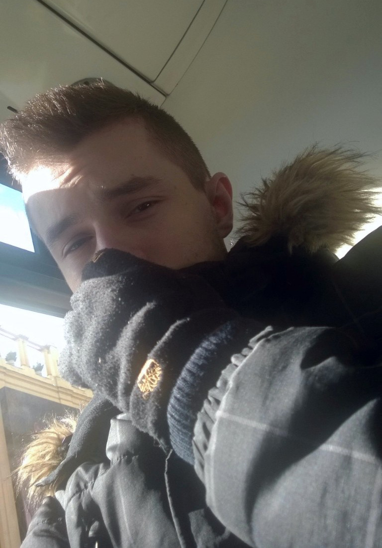 parvo:  Helpp it’s cold as a witch’s tit and sunny at the same time 