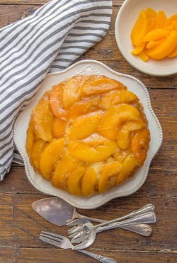 foodffs:  Peach Upside Down CakeFollow for