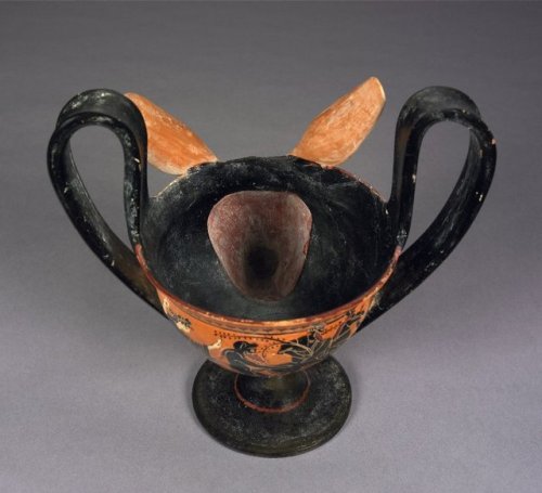 theancientwayoflife:~ Pottery: black-figured kantharos with donkey-head attachment.Culture/Period: A