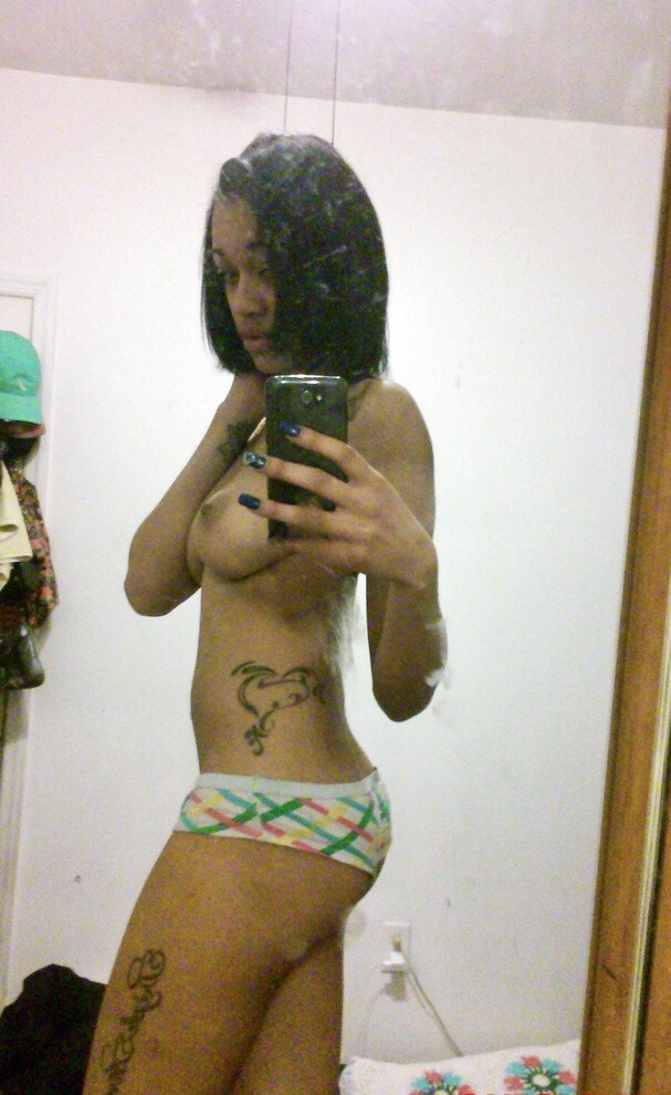omarcamac:  Young intern jo jo sharing with me
