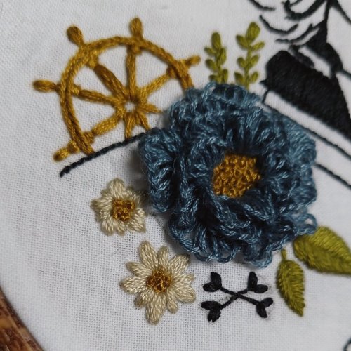 artseamoni: My Stede Bonnet ebroidery, yay!  &lt;3(embroidery pattern on etsy :3 )