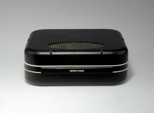 Marco Zanuso, Phono fv 1016 portable record player with integrated loudspeaker in the cover, 1964. F