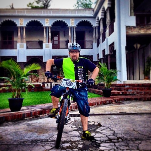 netogonzalez:  Listos para el challenge de mañana #xcurbano (at Casa Del Águila)