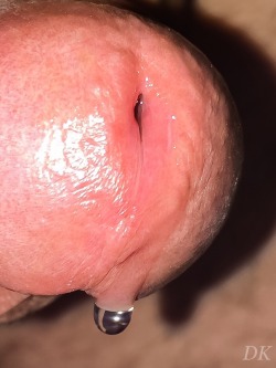 The hot beautiful piss hole of a man’s cock&hellip;this one dripping pre cum&hellip;.