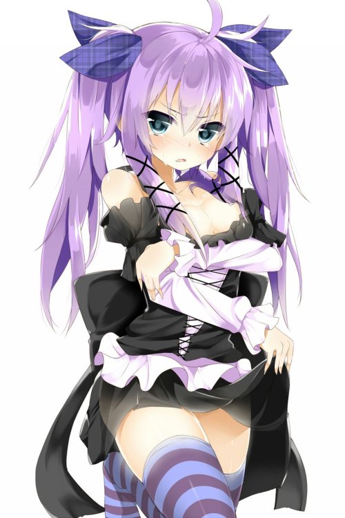 yatchu:  (via ニーソはいた虹女の子の画像が欲しいですお願いします - がぞ～速報)