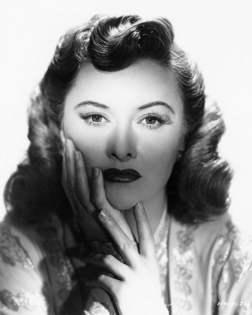 Barbara Stanwyckhttps://Painted-Face.com/