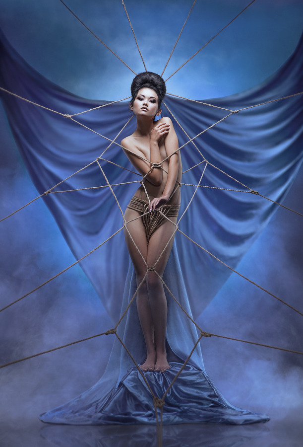 beautifullyrestrainedwomen:  Beautiful women beautifully restrained  Holy hell that