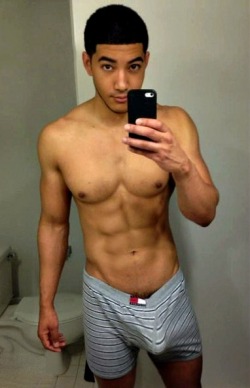 la7tino:  Follow for more!http://la7tino.tumblr.com