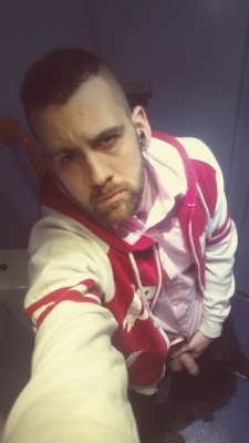 teashep:  Getting my nob out on the train