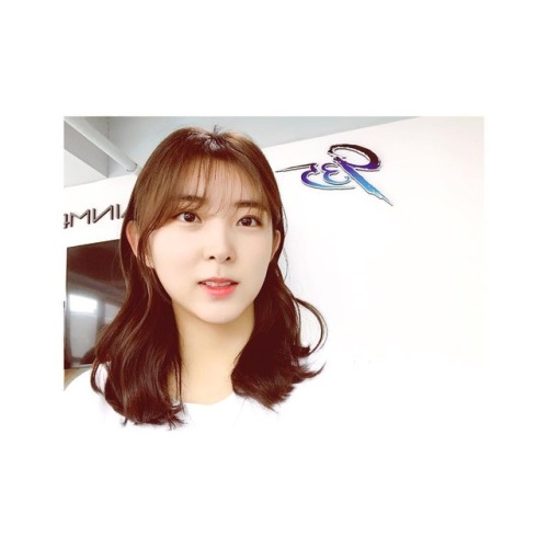 kkwonsso_94: #기부박수337 과 함께하는 페이스북 라이브 곧 시작합니다~~^^!!! 저의 인스타 라이브도 함께 합니다~~^^!!!! #함께해요~~^^!! #아름다운 #기