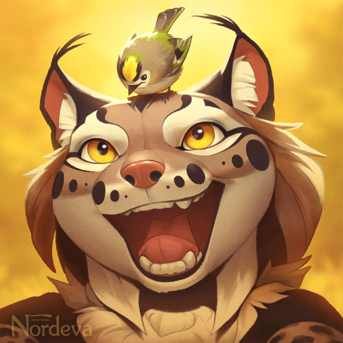 New icon! Featuring my fursona and her little goldcrest friend, Rey 