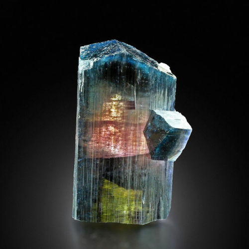 hematitehearts: ElbaiteLocality: Priatnoe, Viloyati Mukhtori Gorno Badakhshan, TajikistanSize: 5.4 &