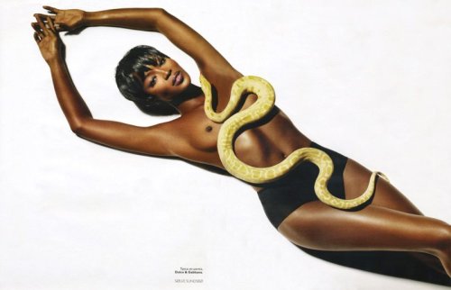 Porn photo le-soleil-et-lalune:  Naomi Campbell