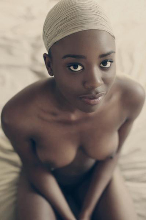 bestebony:  tumblr batch upload bloadr.com (FB) 