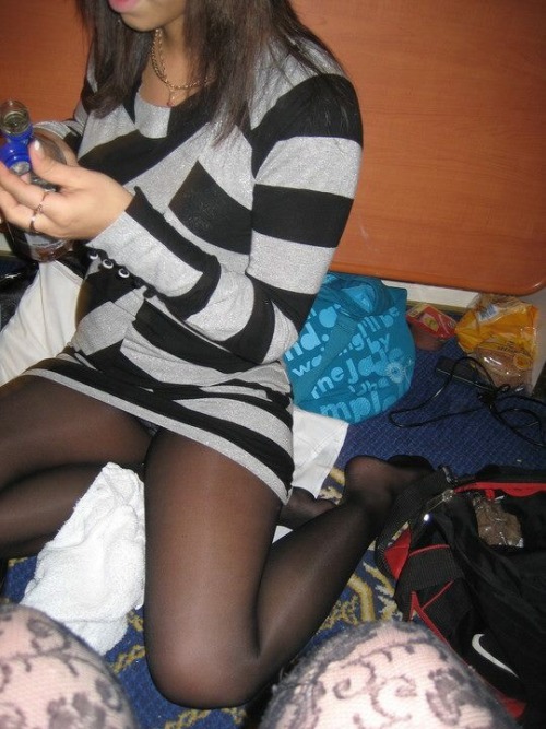 fatalneon:  “Being girly is wearing legwear!”
