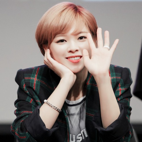 twice-edit: ☆Jungyeon