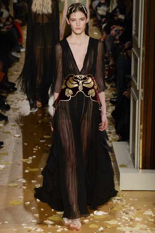 couturemoda:Valentino SS16 Couture- I 