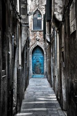 bluepueblo:  Blue Door, Venice, Italy photo