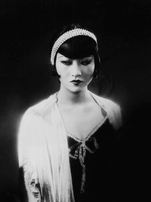 thisobscuredesireforbeauty:  Anna May Wong in: City Butterfly (aka Pavement Butterfly), Dir. Richard