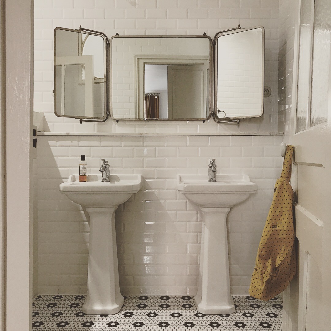 thenordroom:  Vintage guesthouse in France | photos by  Les Penates Reims    THENORDROOM.COM
