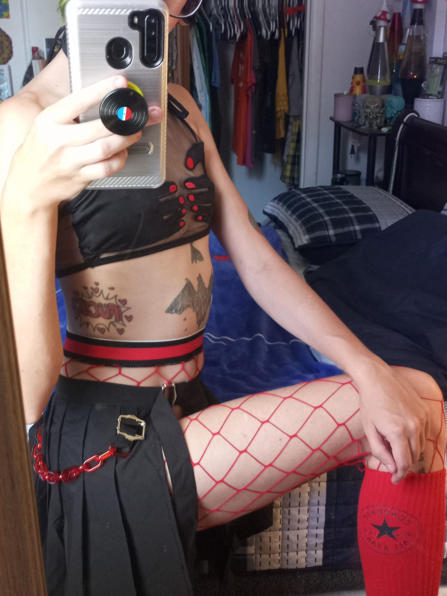 cthulustits:apparently you’re supposed to wear this skirt with something underneath??? but they didn’t specify what 😳😳😳anyways sub to my manyvids crush for only Ū, or if you prefer you can tip me 🥺😚