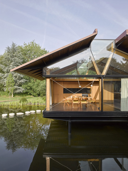 Incredible Flood-Proof House Built Over A Private Lake