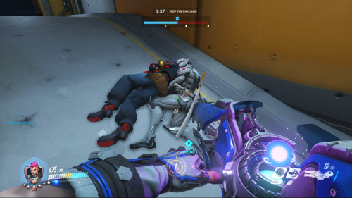 Look what I found in Overwatch today<3This is how it happened XD