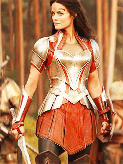 saucefactory:  llisabraeden:  MCU CHALLENGE: [2/5] OUTFITS  SIF’S ARMOR   *INCOHERENT SCREAMING* 