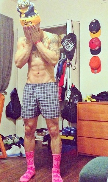 nevosorandom:  lordblogness: Guys with V lines! ❤  AMEN! 