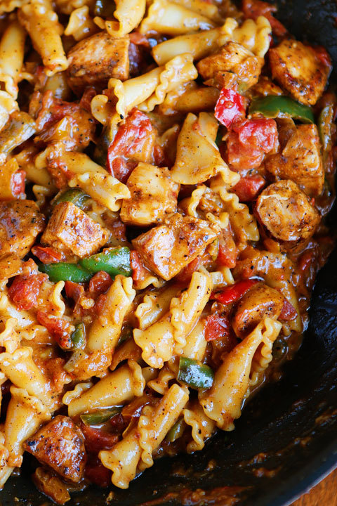 foodtastelikeparadise: Chicken Fajita Pasta Food spaaaaam ♡_♡