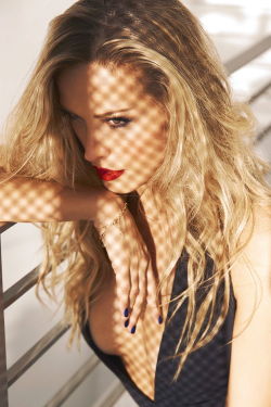 looking-fresh:  thelavishsociety:  Petra Nemcova | LVSH  Looking Fresh 