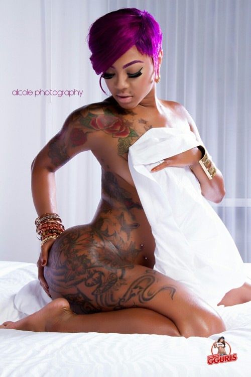 bomb-chicaz:  😍