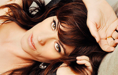  Maggie Siff for Regard Magazine December 2012    Can you tell us something about