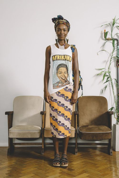 yagazieemezi:  Who can find the designer of these?