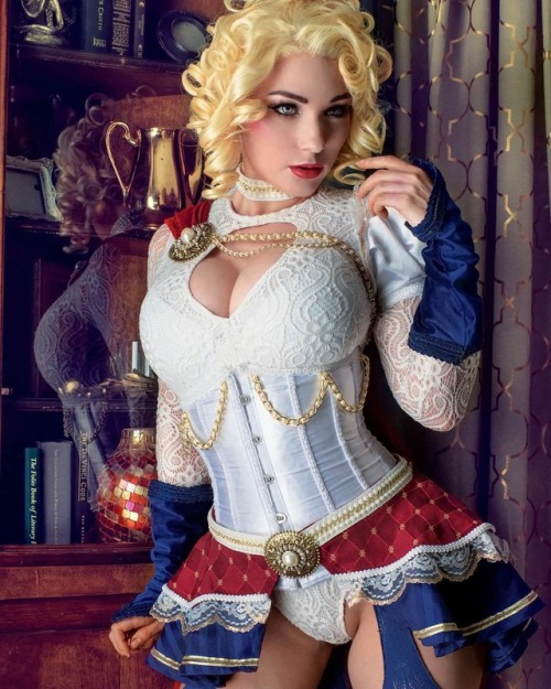 love-cosplaygirls: Jennifer Van Damsel as Power Girl 1887 (DC Comics)