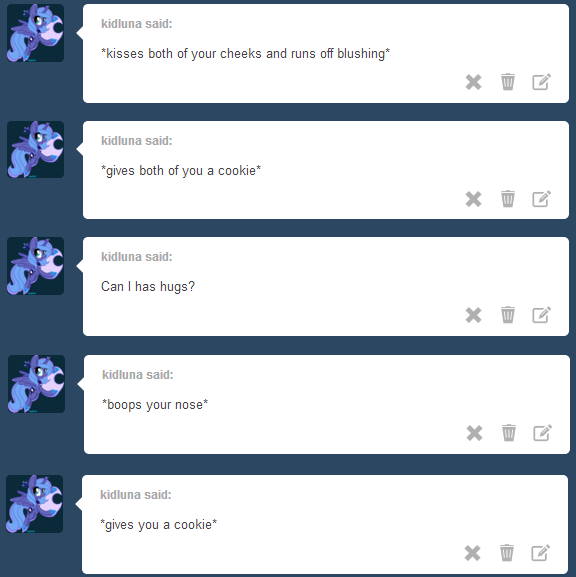 askinquiry:  Inquiry: There is a tiny little princess hugging me. Weird. ((And that