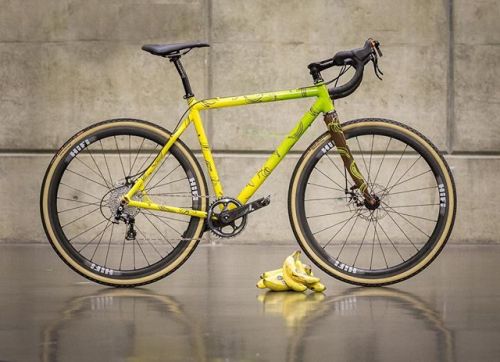 aces5050: (via @embrocycling - Orange you glad…. @squidbikes @ridehifi)