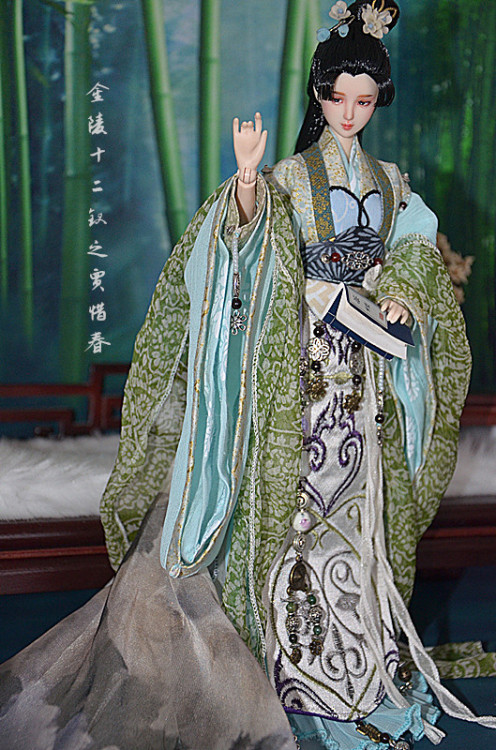 Chinese Dolls Series 2/? Chinese dolls depicting characters from the classic novel “Dream of the Red