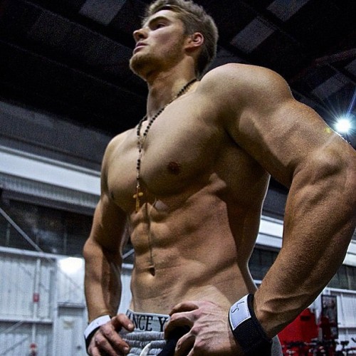 lumbrjax:  Instagram user @carltonloth http://ift.tt/1S4pycY